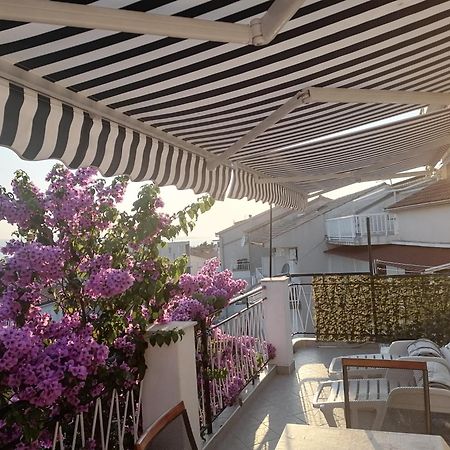 Apartman Prlić 3 Apartment Makarska Bagian luar foto